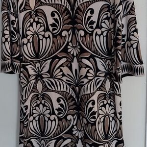 Elegant Black and Cream Patterned Women's Top